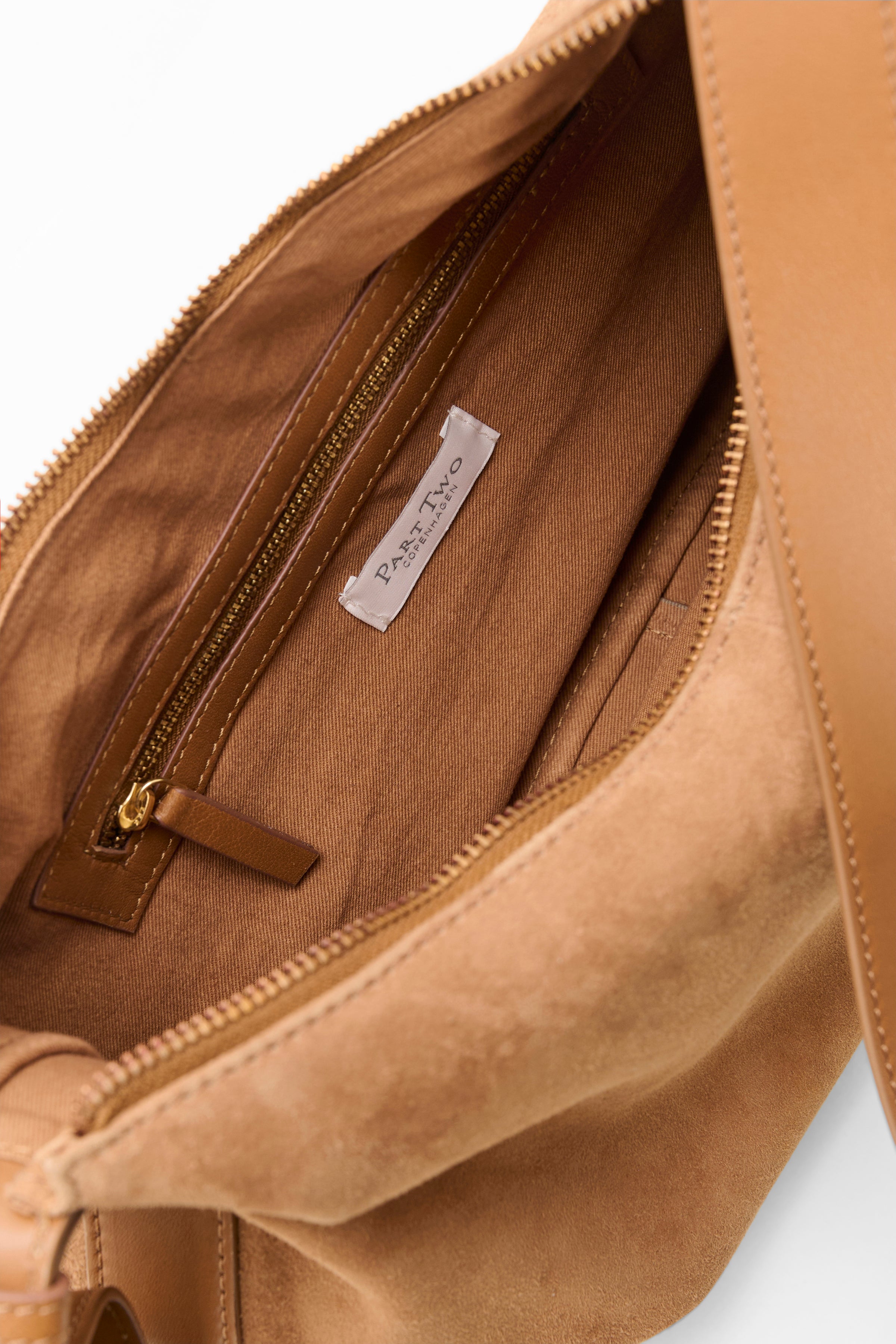 Nevenapw Ba - Toasted Coconut