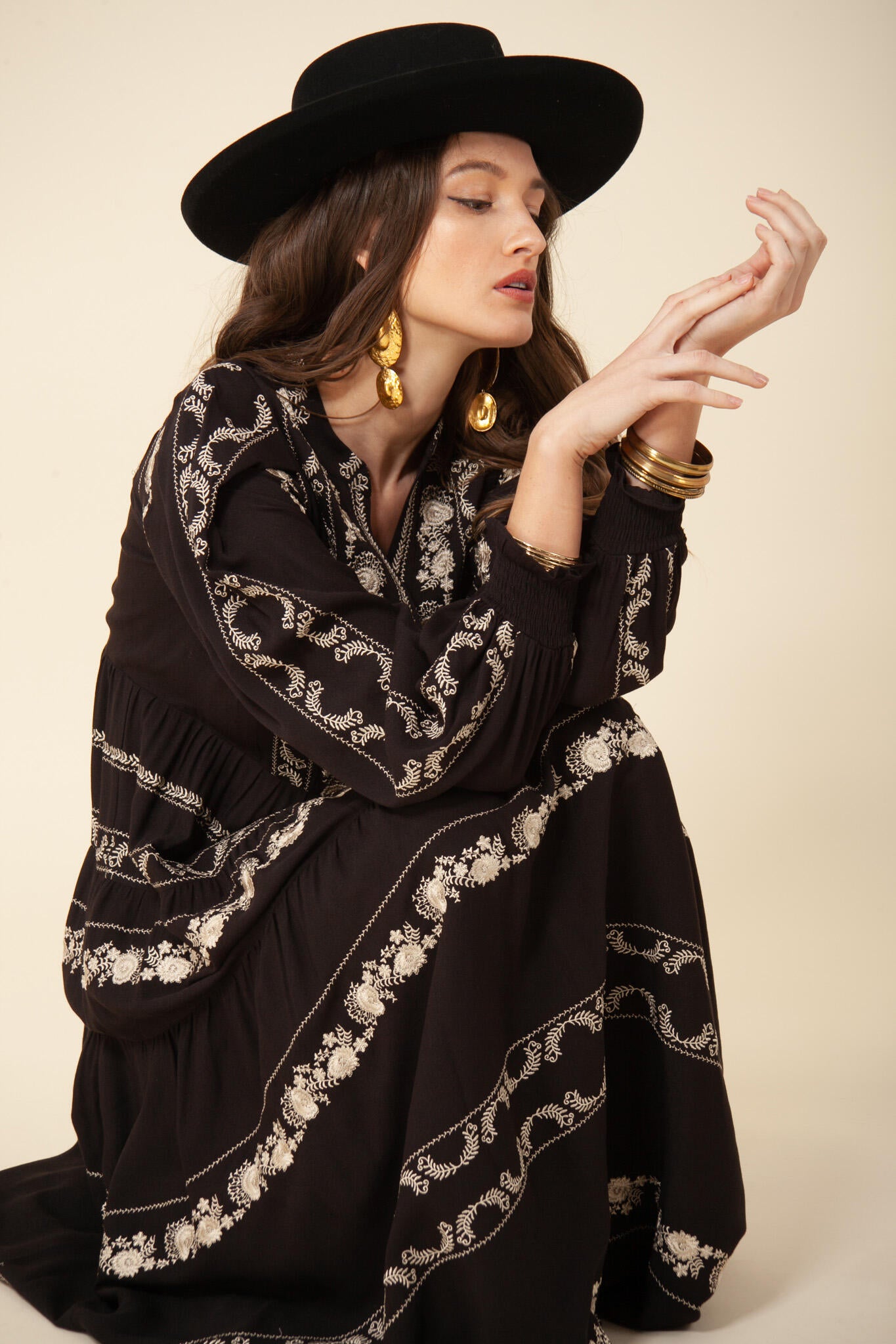 Luna Long Silk Blouse - Black