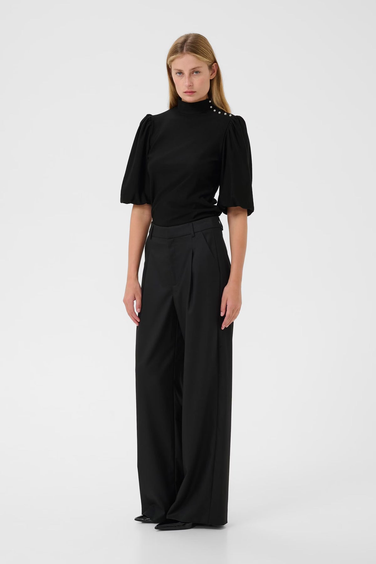 Gzrifa Button Balloon Top - Black