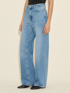 W Wide Jeans - Lt. Blue