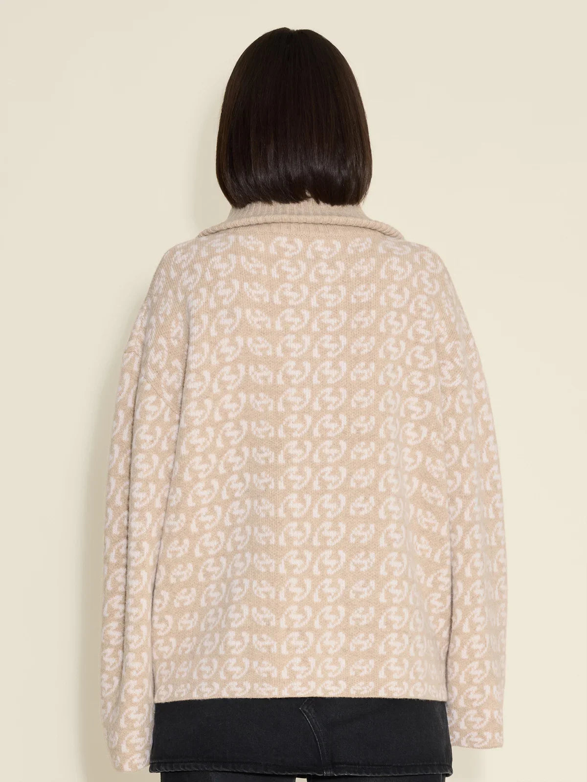 Cass Monogram Half Zip - Beige Mix