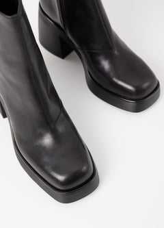 Brooke - Black