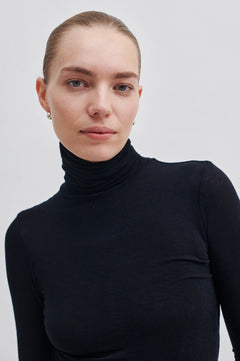 Matima T-Neck Tee - Black
