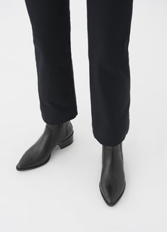Marja - Black