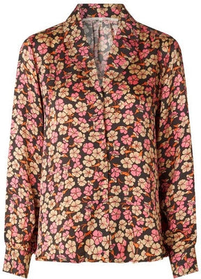 Victory Shirt - Camellia Rose