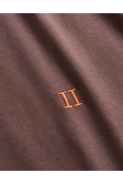 Nørregaard T-Shirt - Seasonal - Ebony Brown/Orange