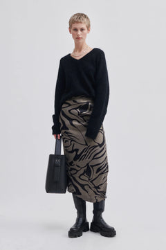 Leata Maxi Leather Bag - Black