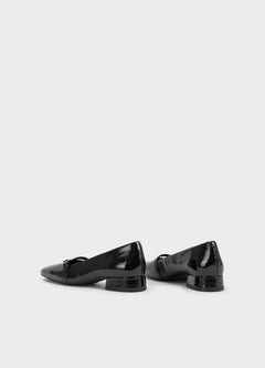 5818 Debbi - Black