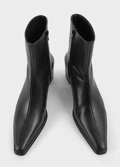 5854-001 Giselle - Black
