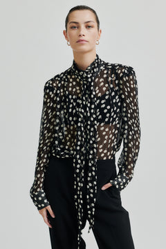 Drop Shirt - Black