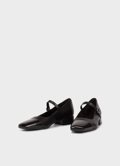 5918 Debbi - Black