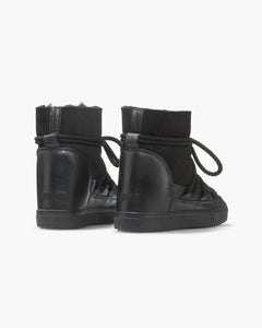 Classic Wedge - Black