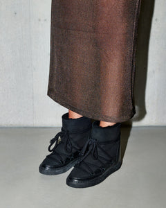 Classic Wedge - Black