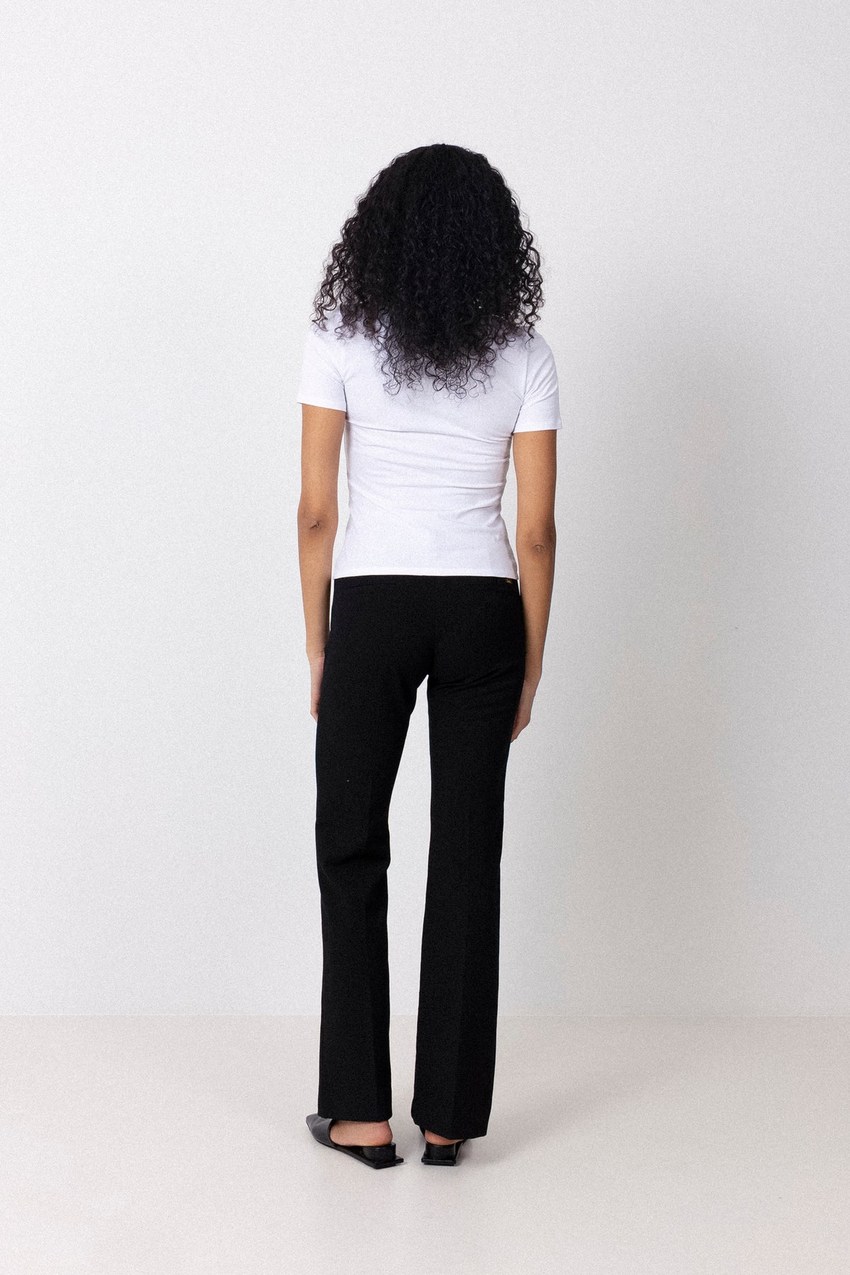 Silvia Suple - Roble Wool - Black