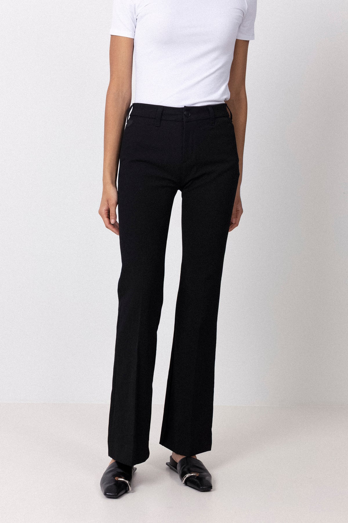 Silvia Suple - Roble Wool - Black