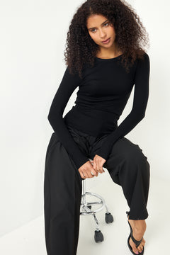 Dianna Ls O-Neck Top - Black