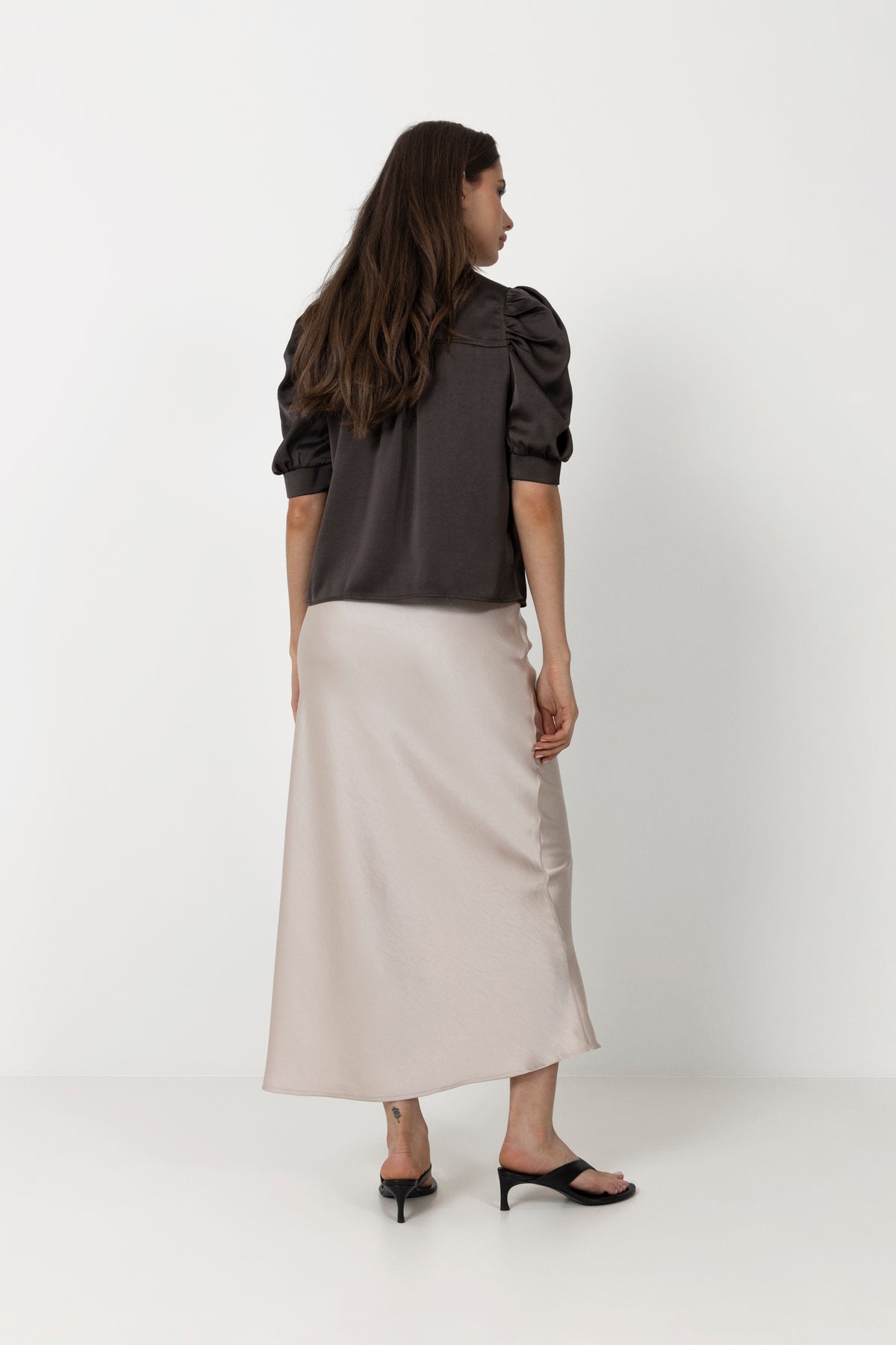 Vicky Heavy Sateen Skirt - Champagne