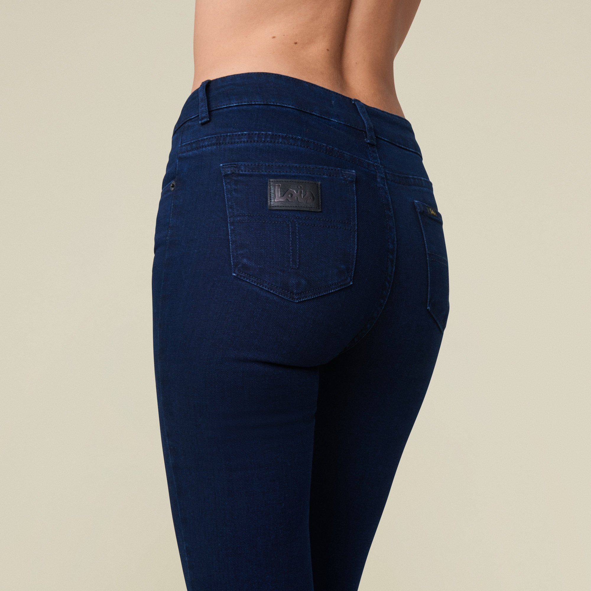 Raval-16 - Night Blue Rinse