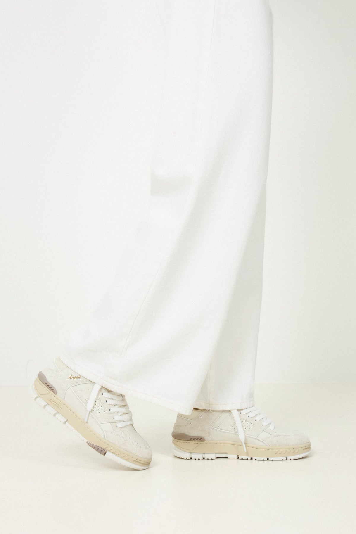 Area Lo Fluffy Sneaker - Beige/Beige