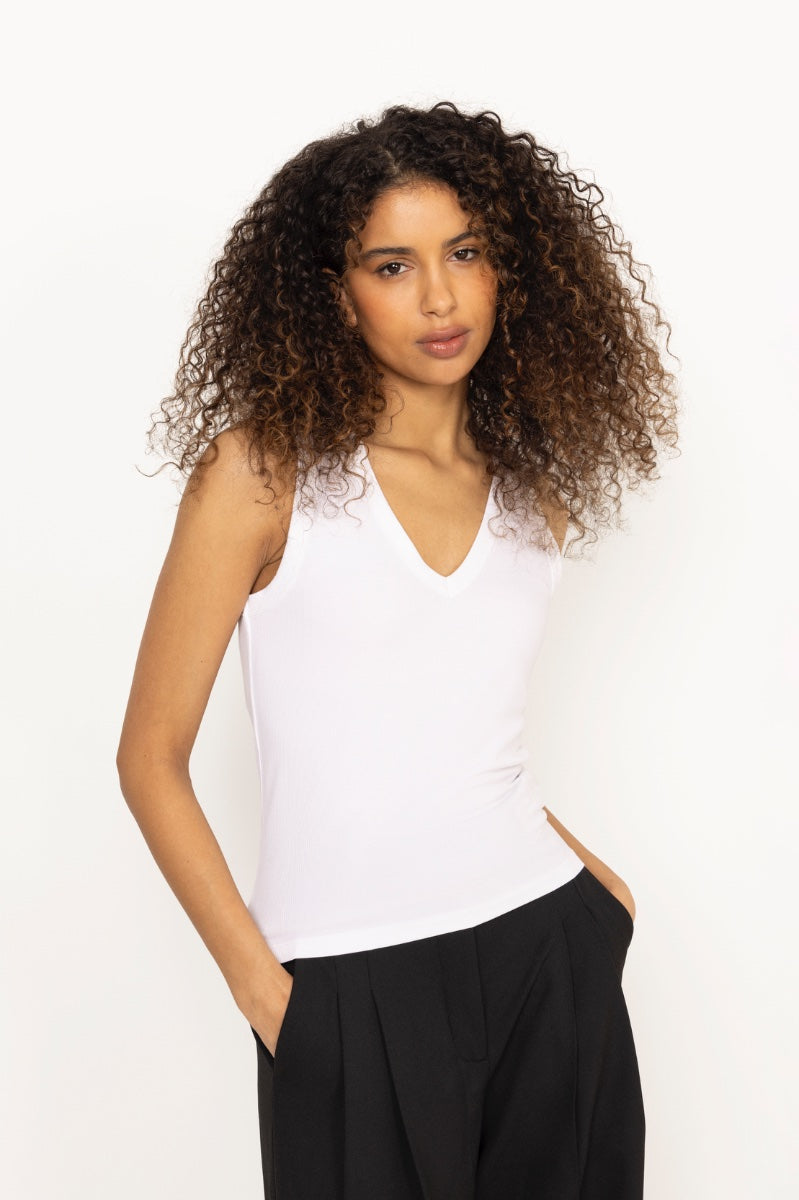 Nikkiapw To - Bright White