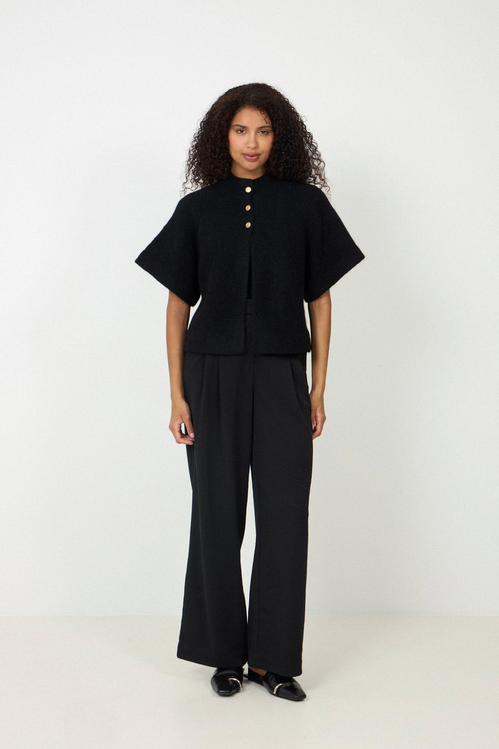 Vilanie Cardigan - Black