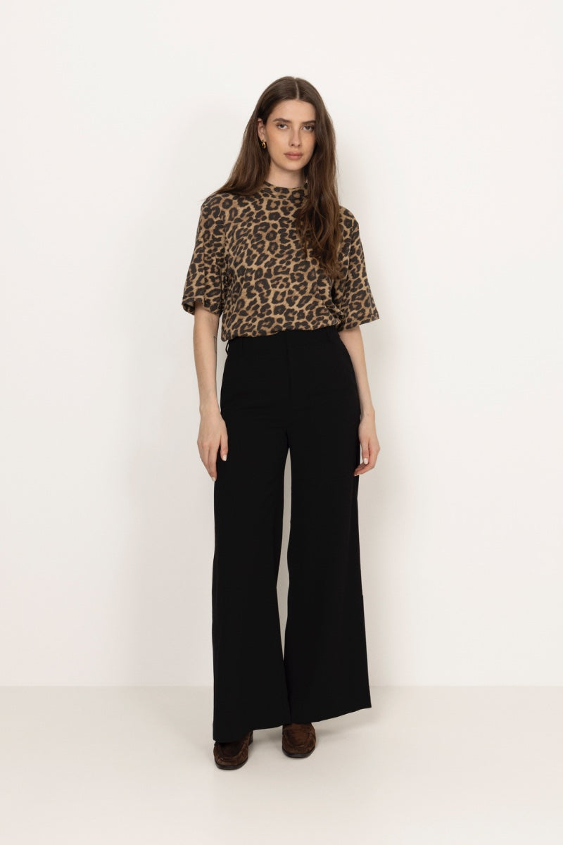 Avi Tee - Black And Brown Leopard