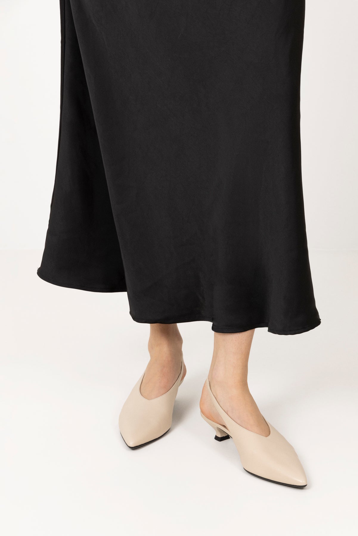 Eros Leather Mules - Cream