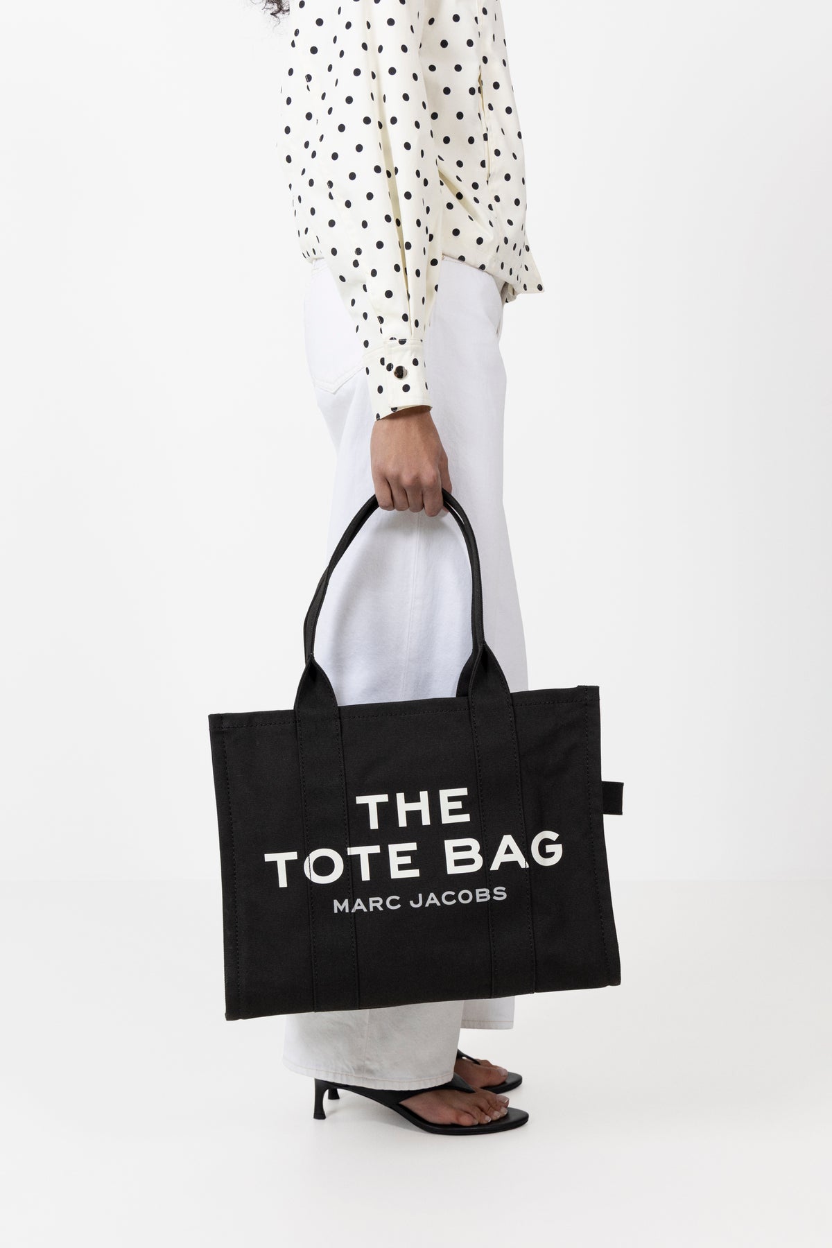 The Canvas Large Tote - Black