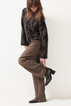 5002 Hedda - Chocolate