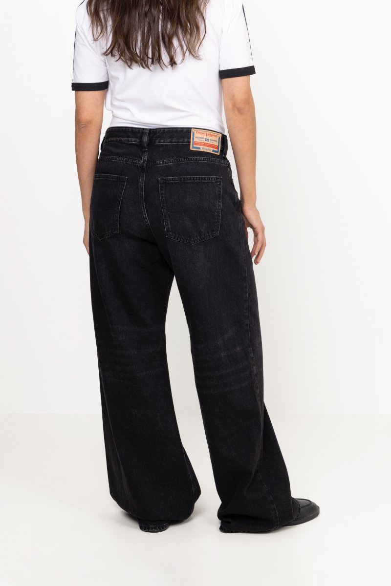 1996 D-Sire 09P09 - Black