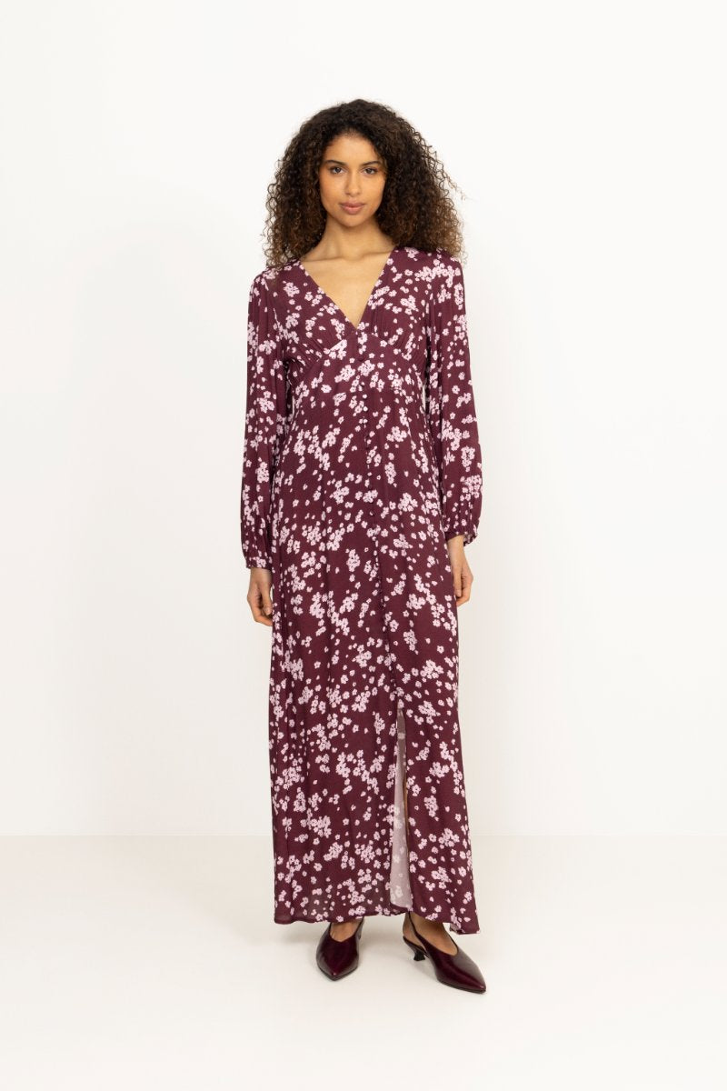 N-Lilith Maxi Dress - Deja Burgundy Print