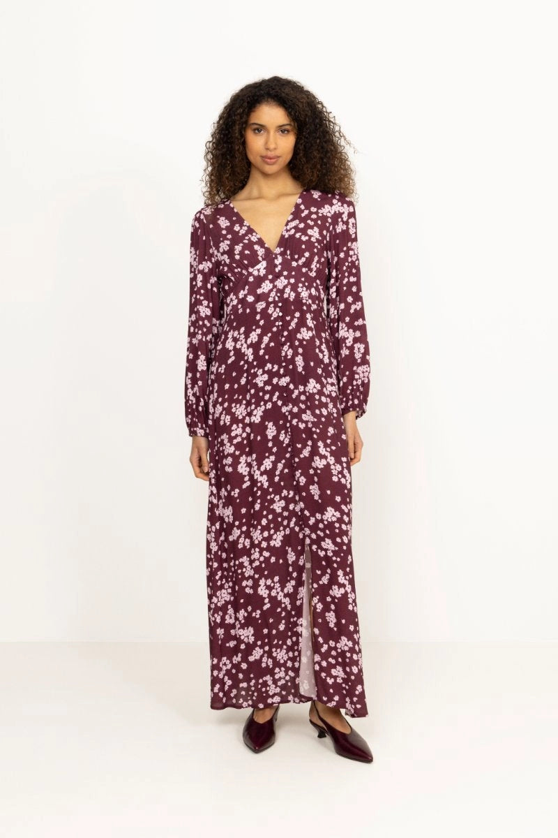 N-Lilith Maxi Dress - Deja Burgundy Print