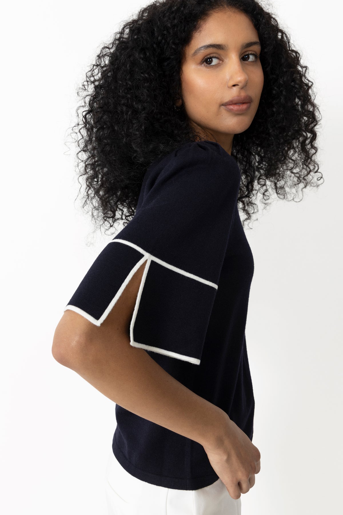 Malia Top - Marine/Ecru