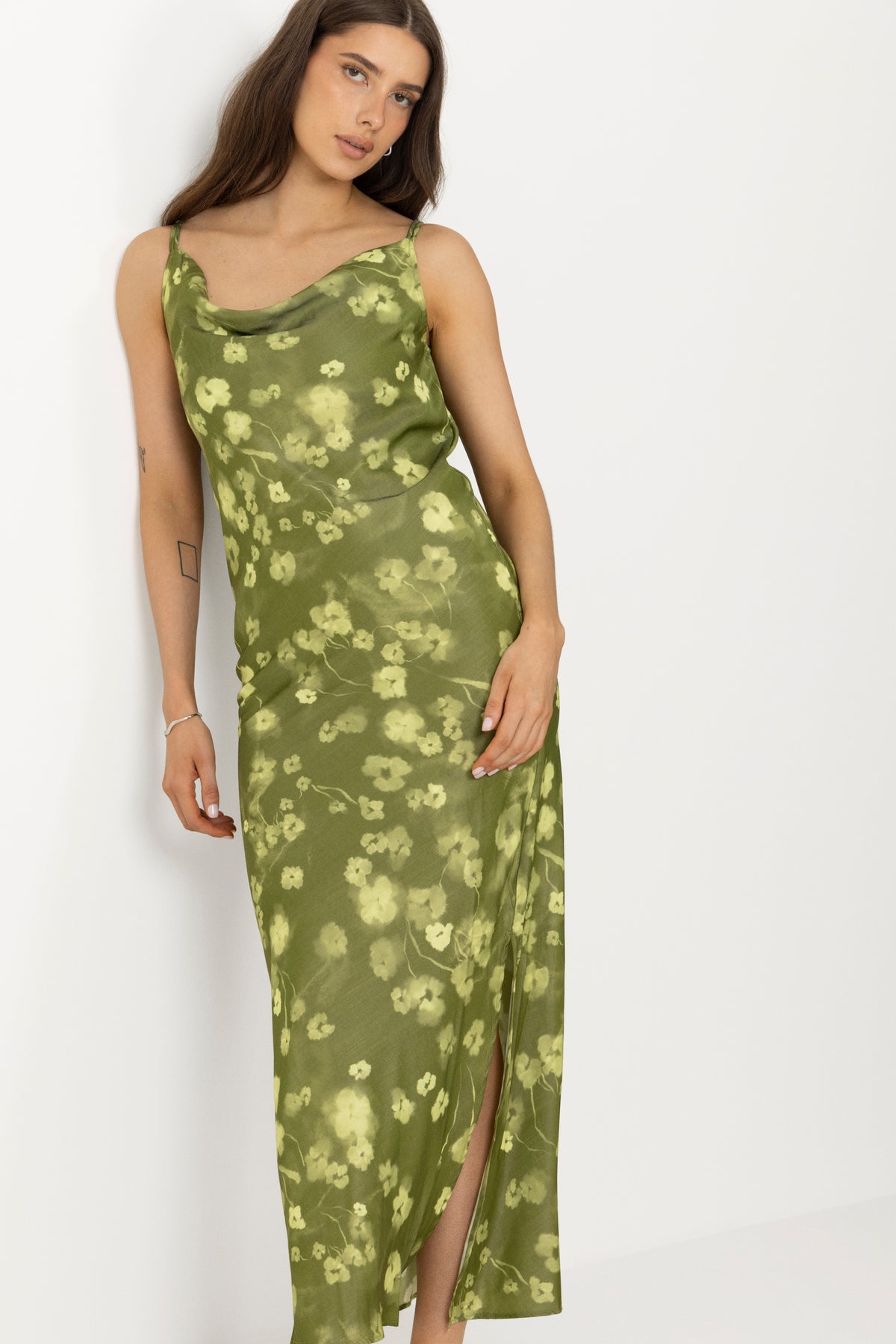 Giona Slim Ankle Strap Dress B - Lint Aop Flower