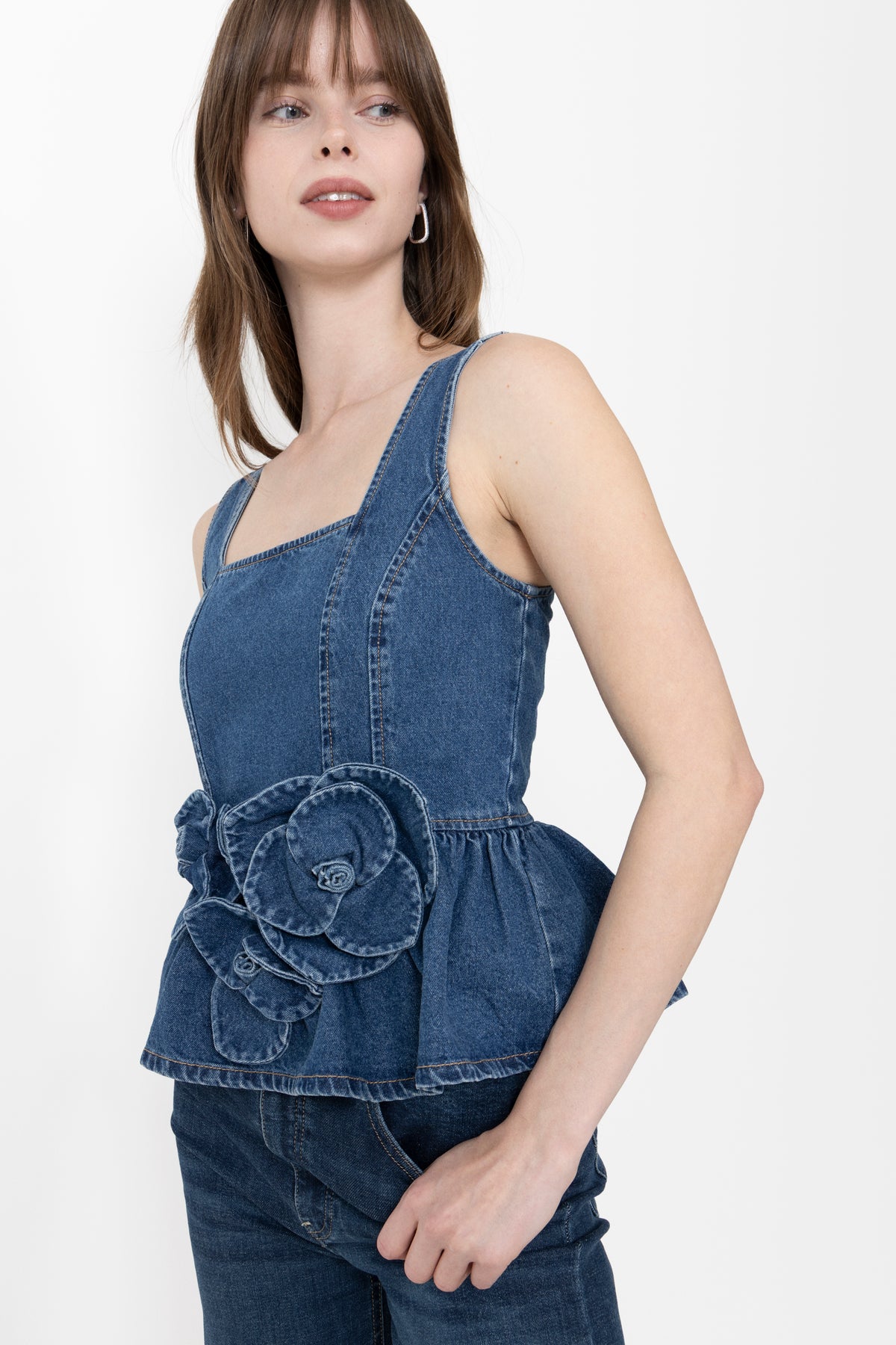 Yaselsie Sl Peplum Denim Top - Medium Blue Denim W. Tabacco Stitches