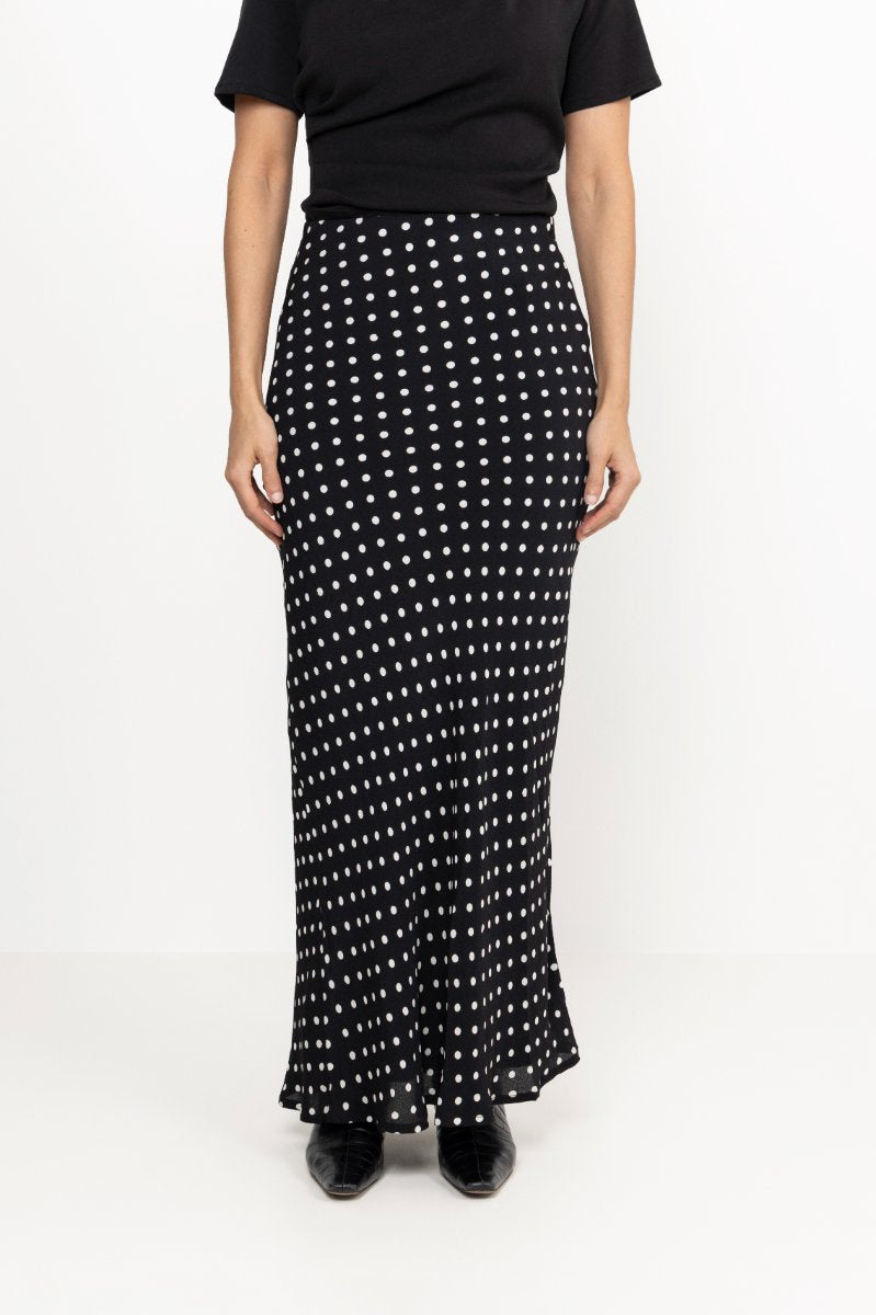 Viso Crepe Dot Skirt - Black