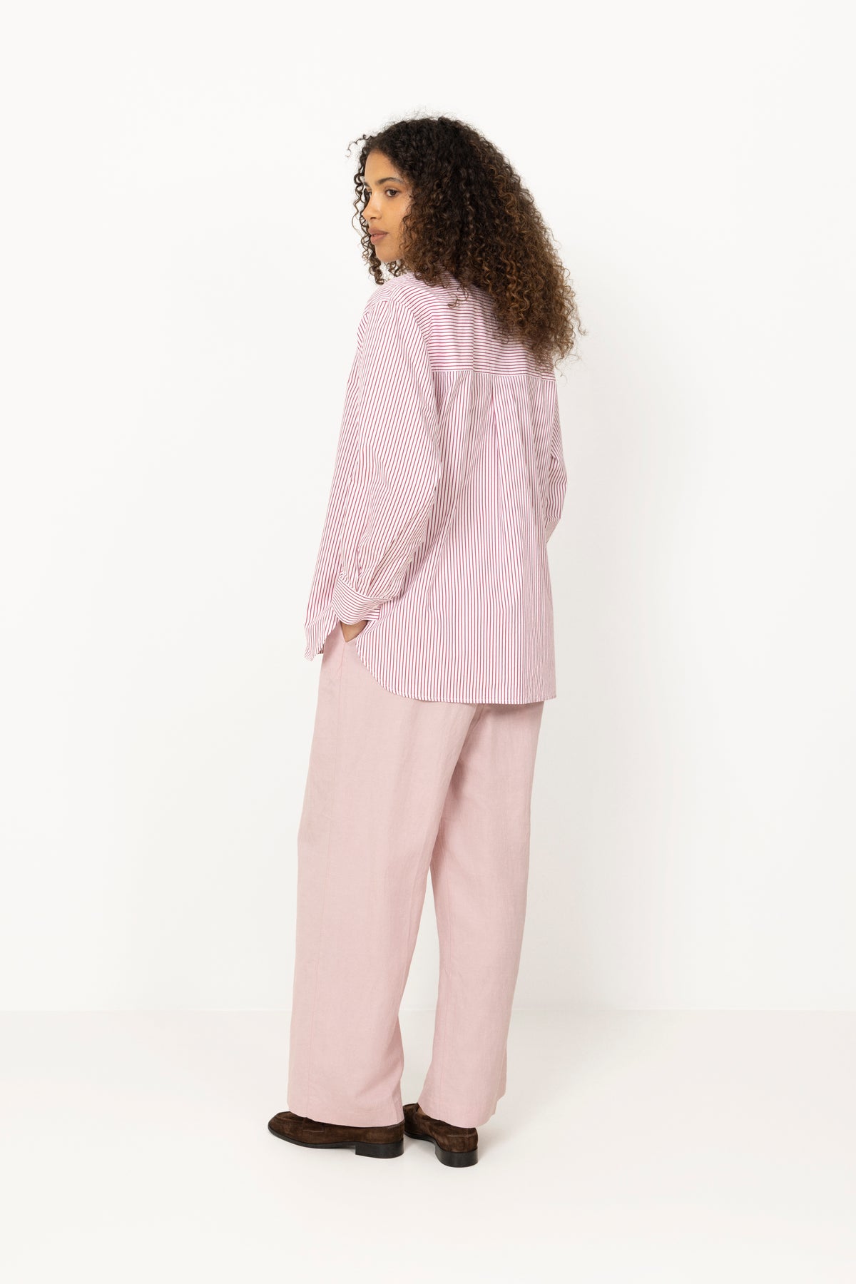 Coastal Shirt - White Red Pinstripe