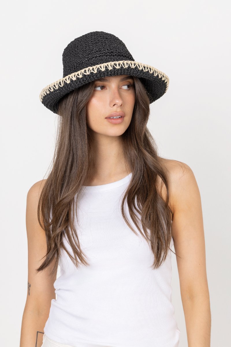 Strawilla - Black