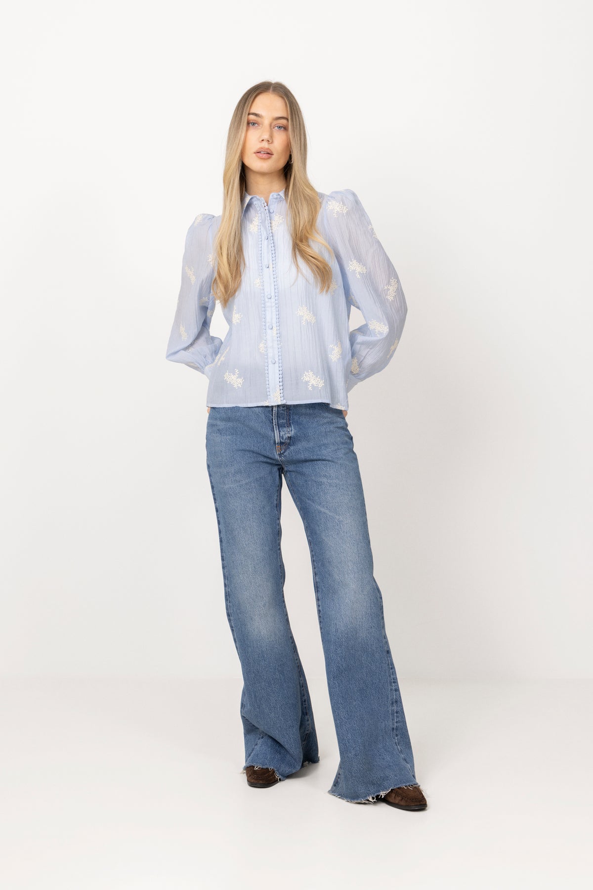 Ameliacc Emb Shirt - Pale Blue