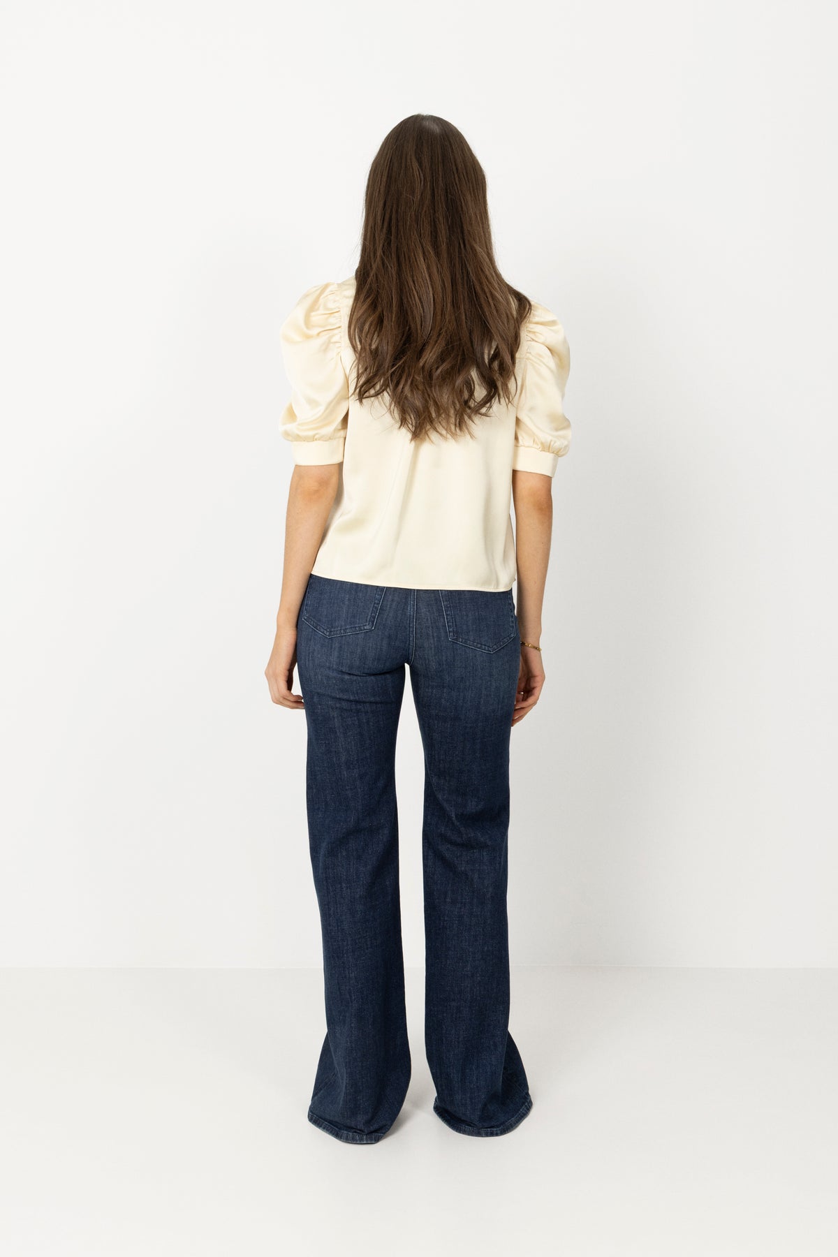 Roella Heavy Sateen Blouse - Light Yellow