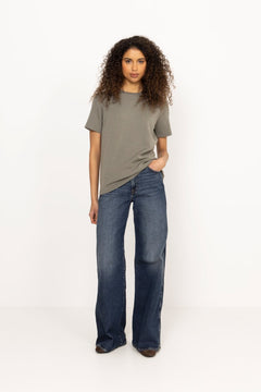 Vincentiw Karmen Tshirt - Mulled Basil