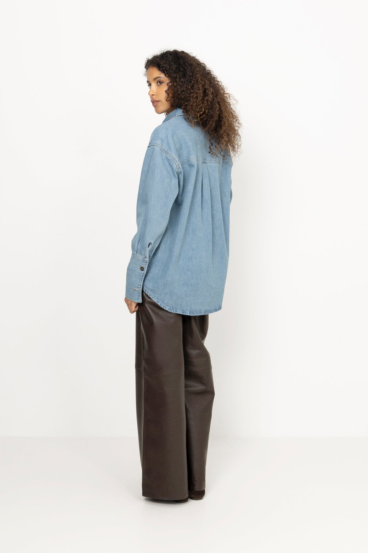 Lily - Wilson Overshirt - Piedra Wash
