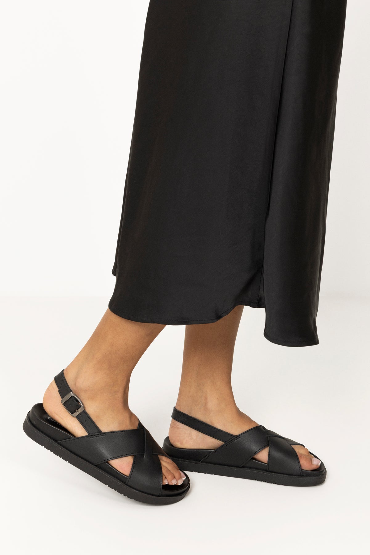 Berna - Black Hot Sole