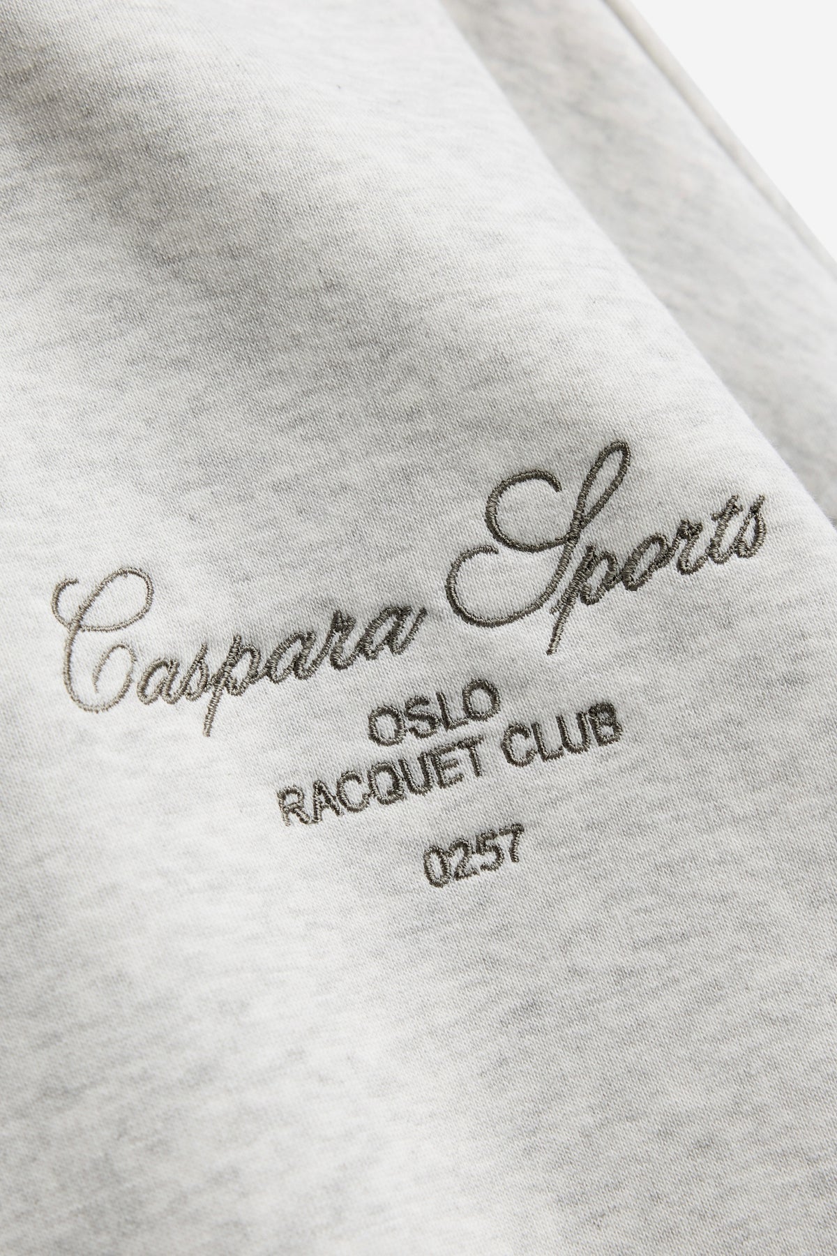 W. Racquet Club Zip Hoodie - Grey Melange W. Dark Olive