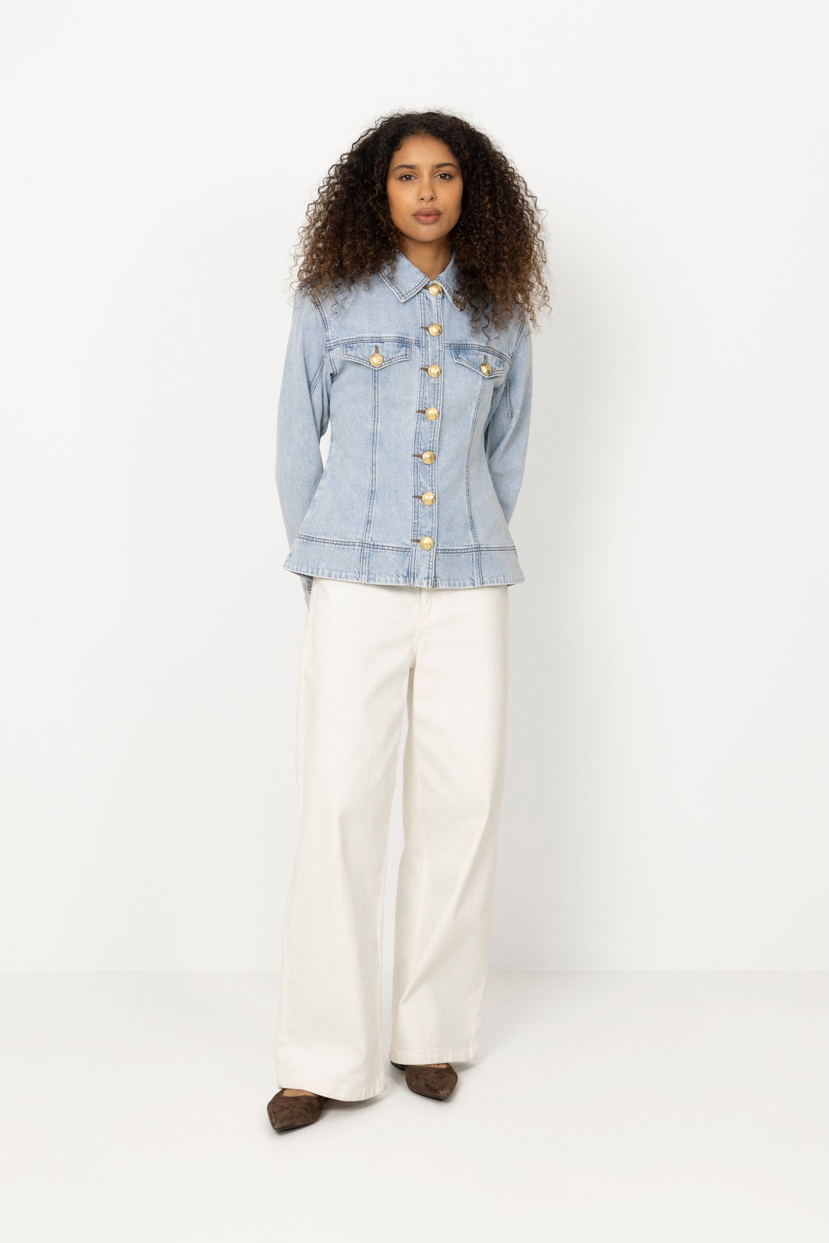 Tia Fitted Denim Shirt - Light Wash Blue