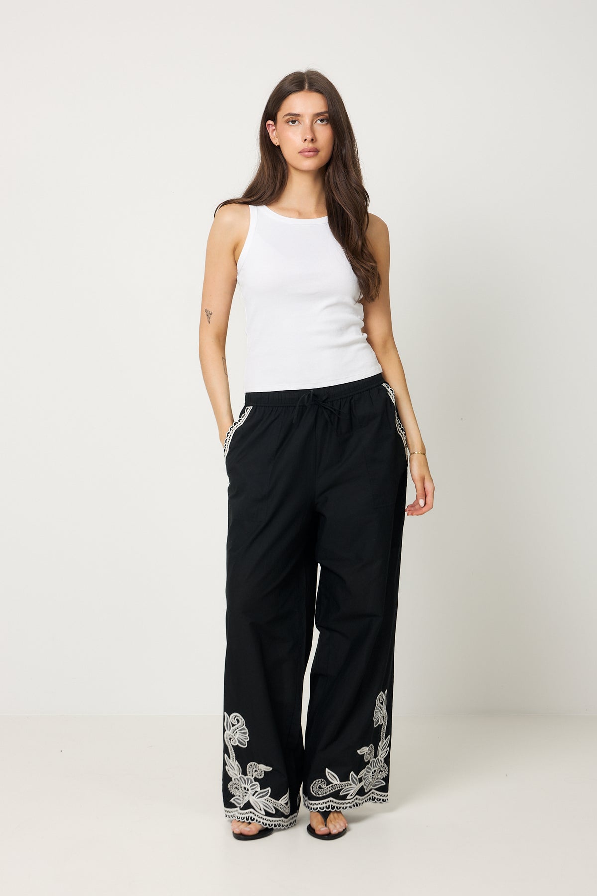 Bilanpw Pants - Black W Offwhite Emb