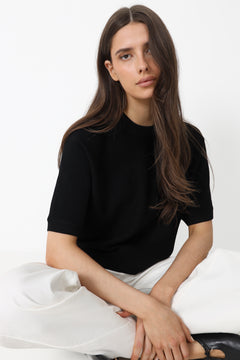 Thamira 2/4 Pullover - Black