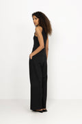 Nikkiapw To - Black