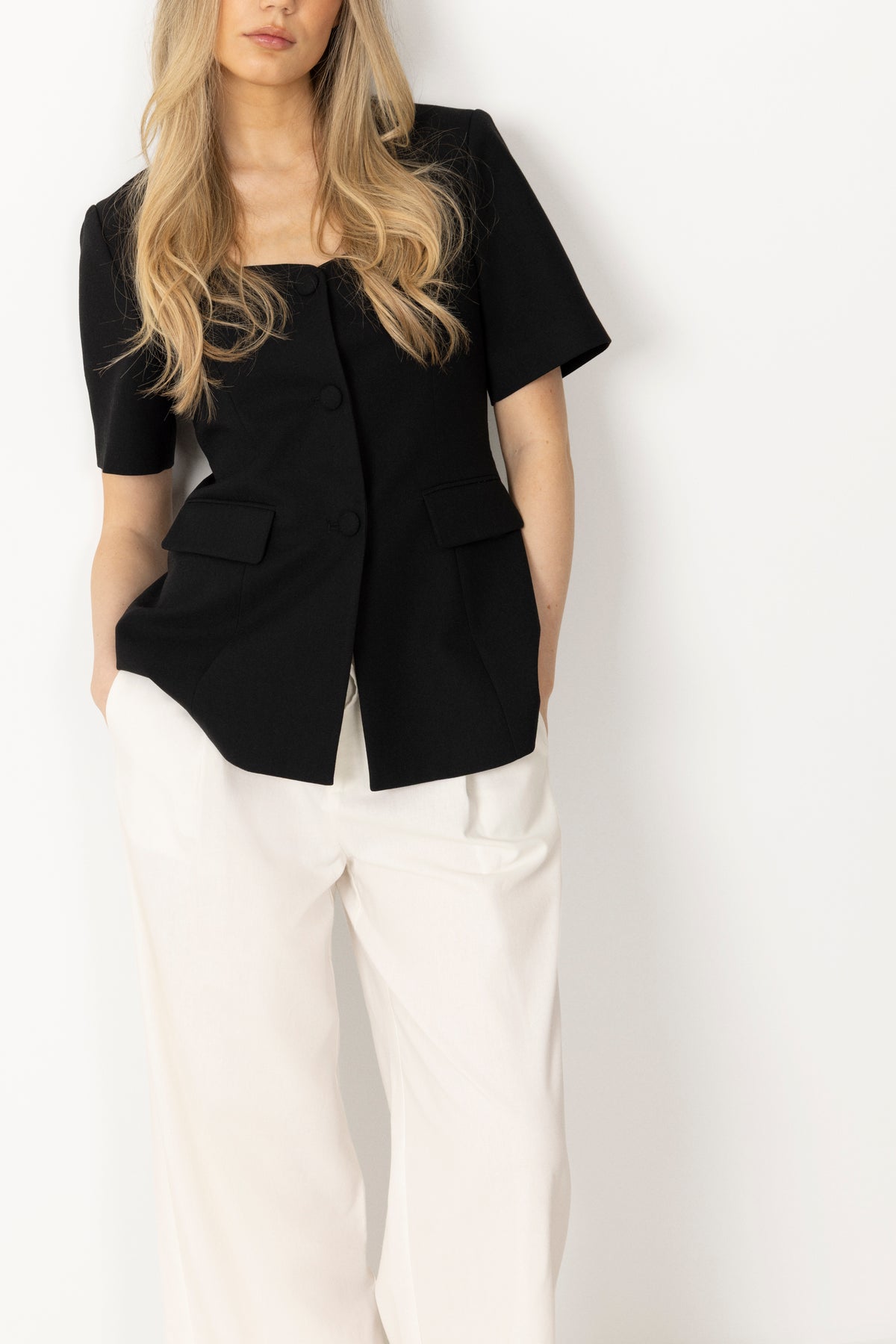 Elida Linen Blazer - Black
