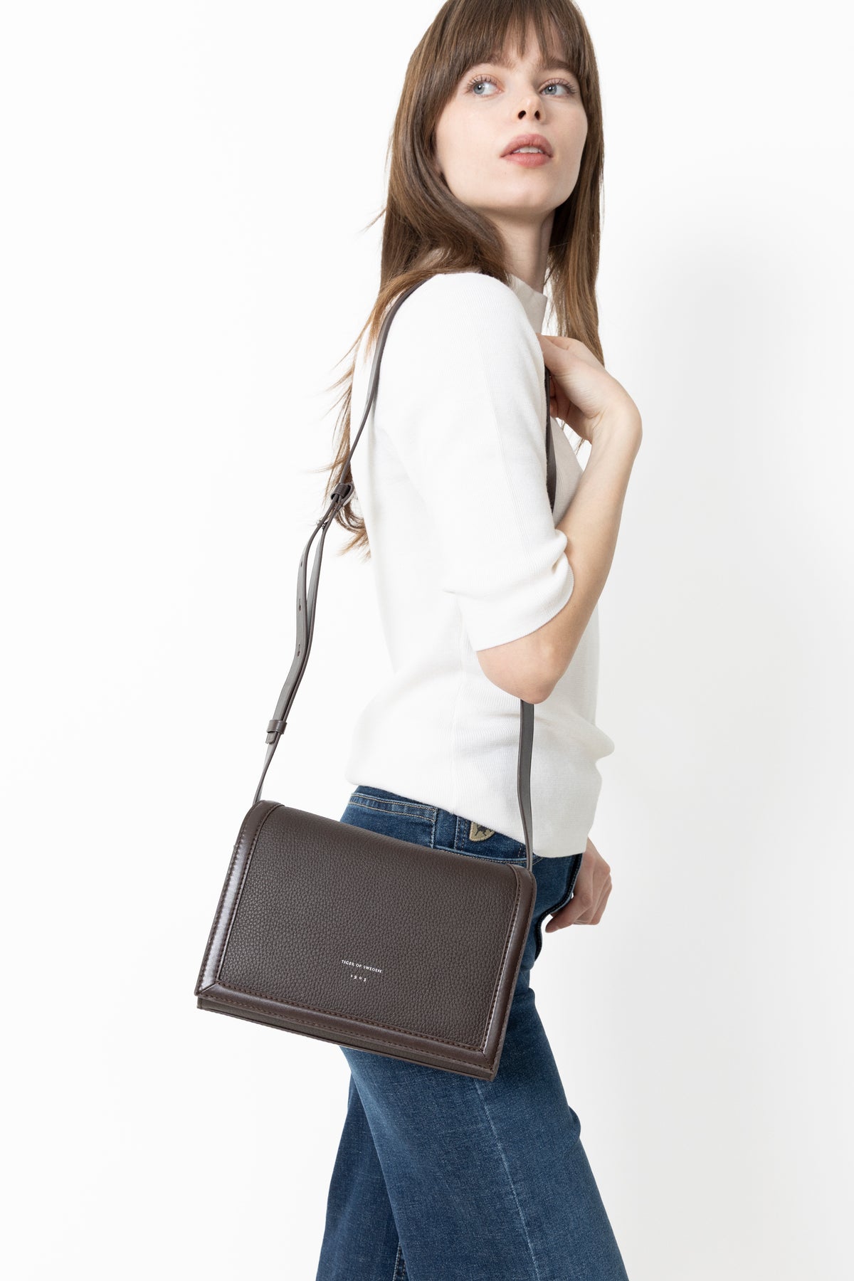 Sonti - Dark Brown